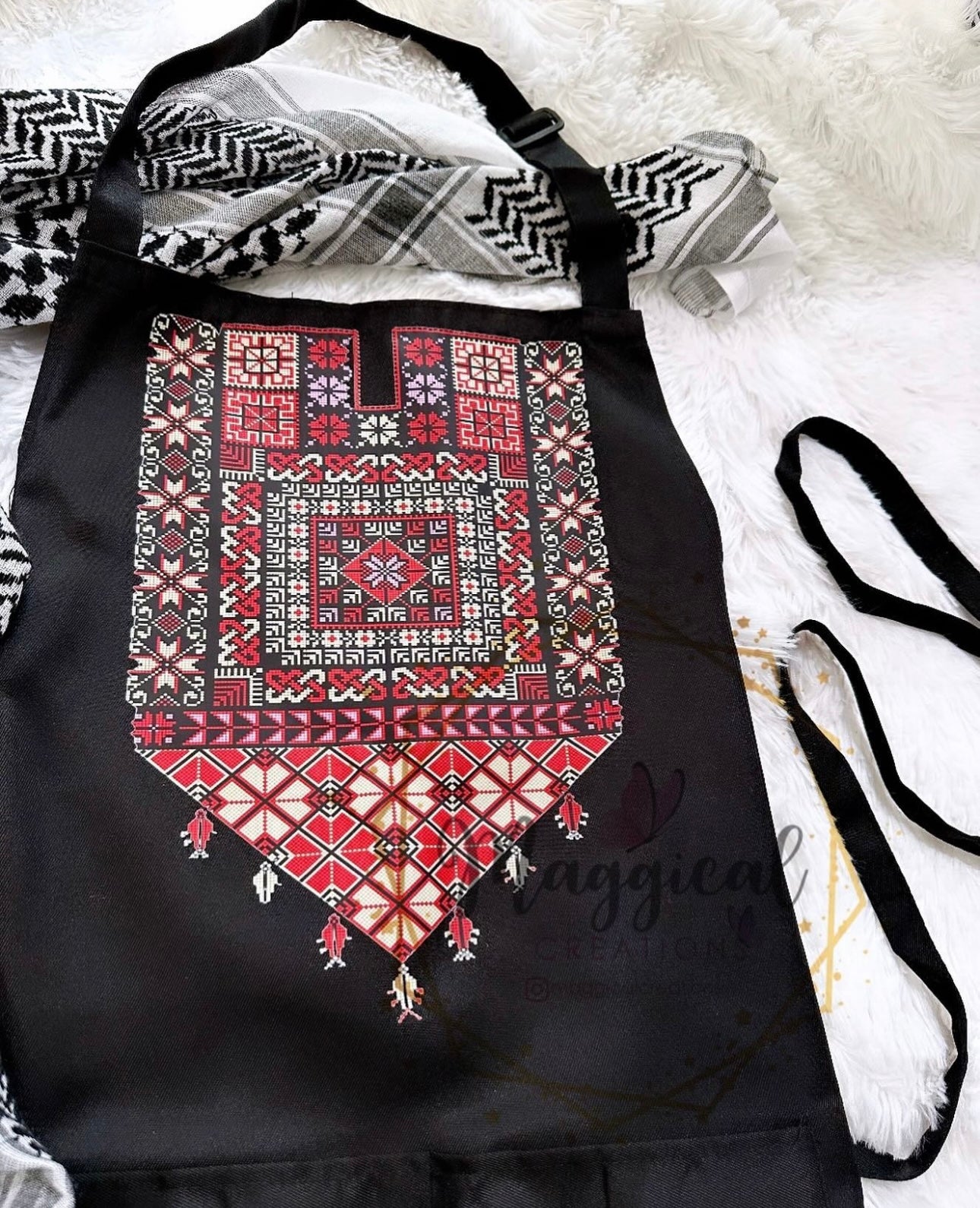 Tatreez apron