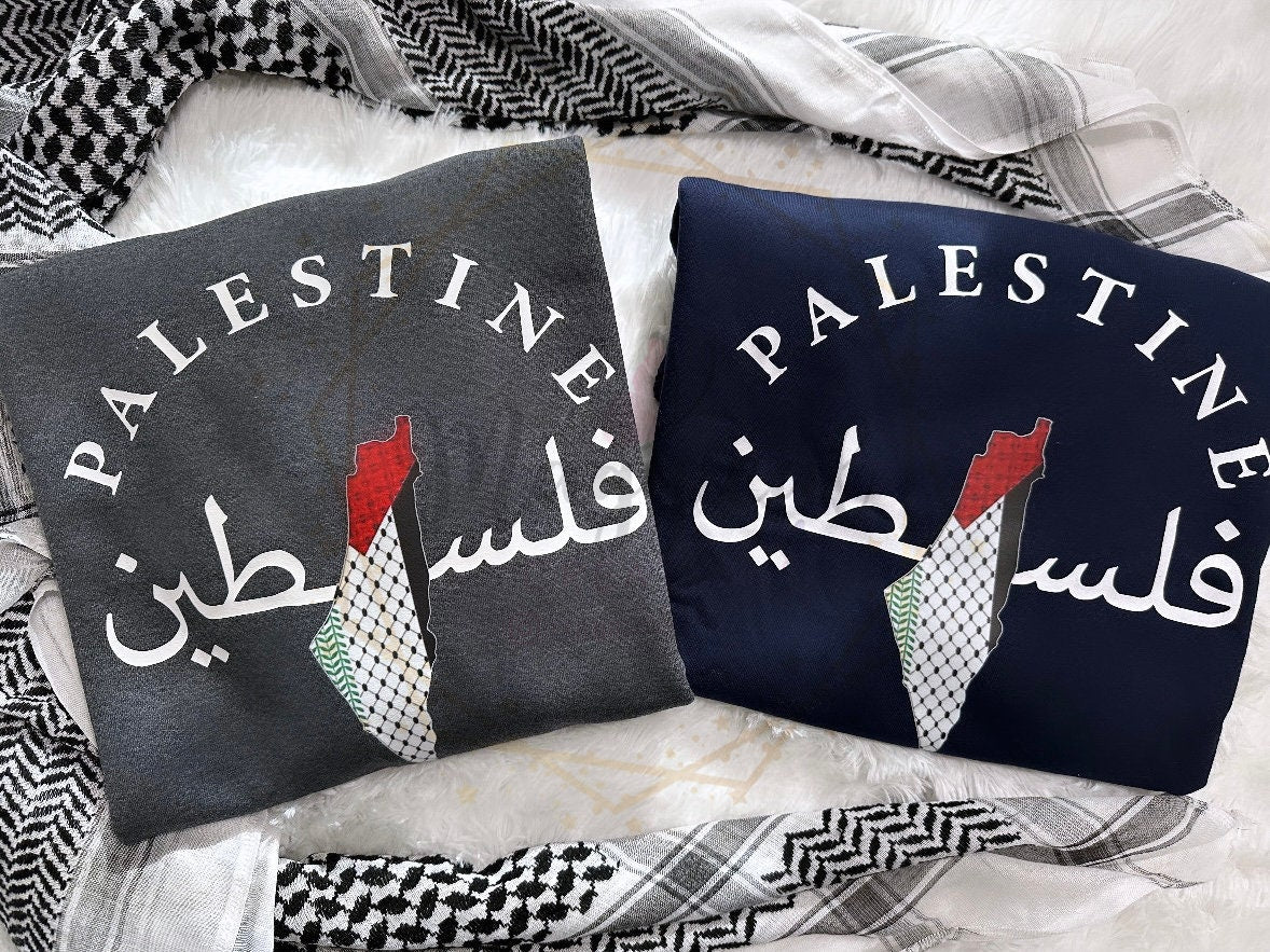 Palestine in arabic and english with map T-shirt