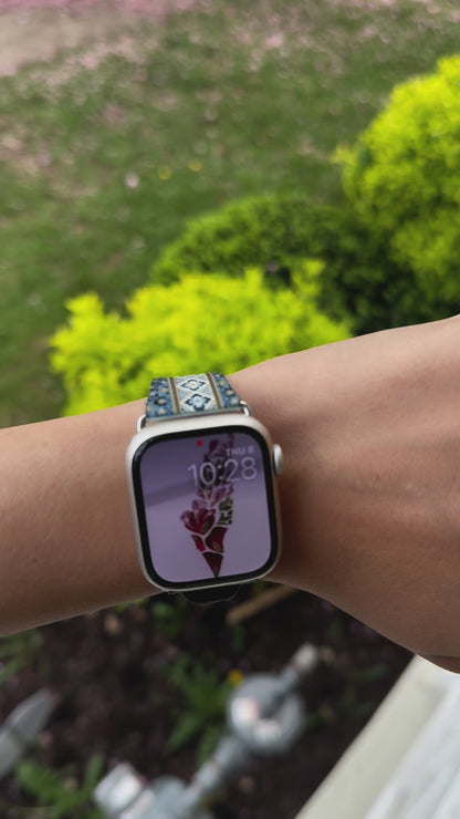 Sitti's Aqsa thob watch band